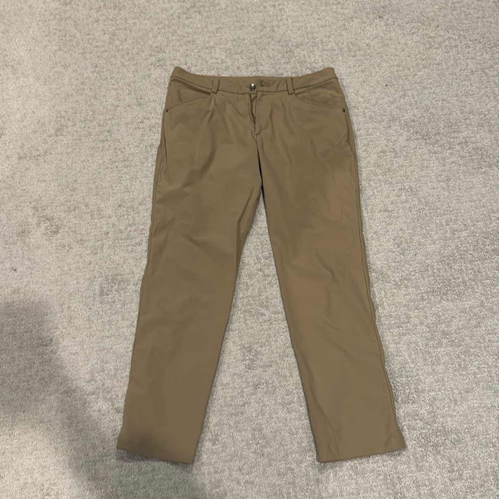 Lululemon khaki ABC pant